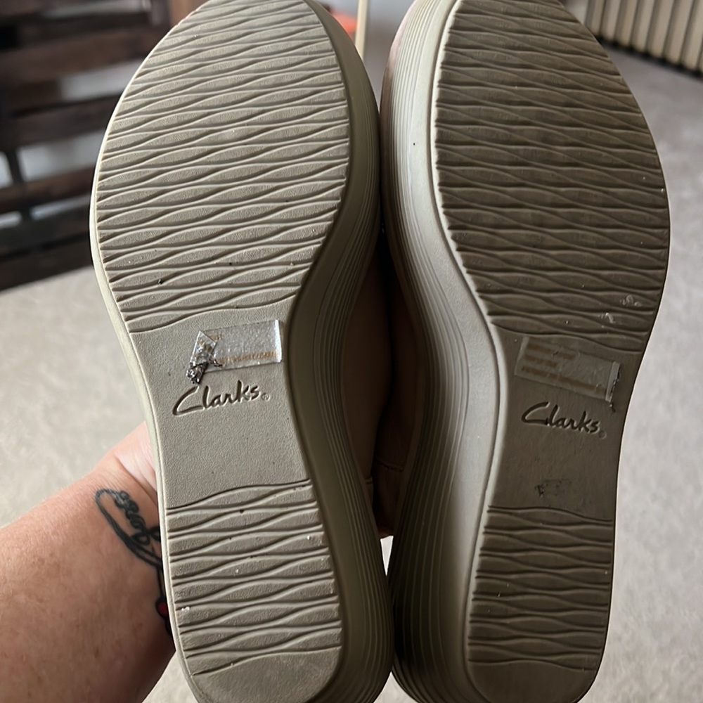 Clarks Nude Pink Wedge Sandals - Picture 5 of 7